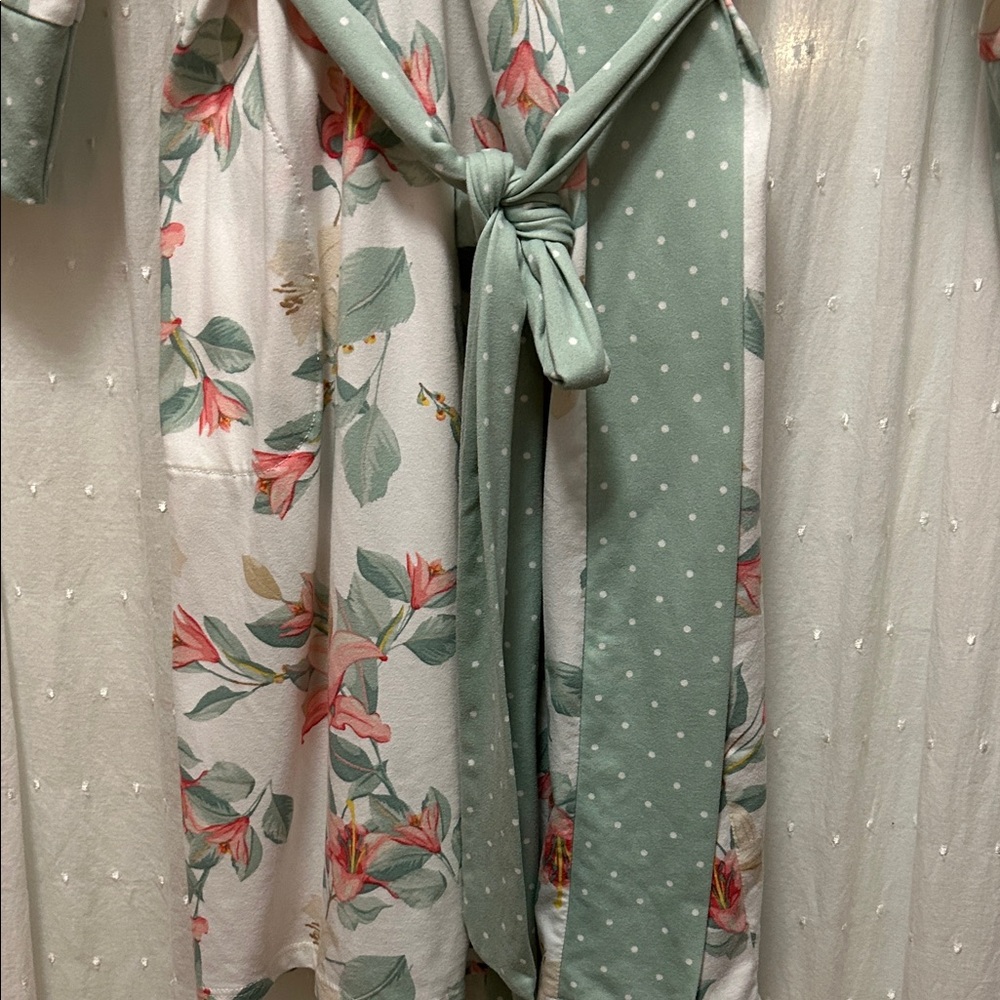 Flora Nikrooz Floral Polka Dot Robe Women’s M Green Feminine Romantic Loungewear - Picture 3 of 15